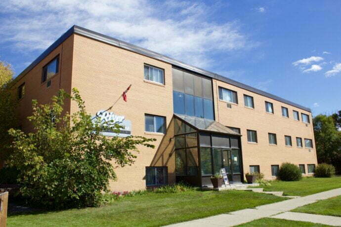 River Clayton Apartments in Winnipeg, Manitoba