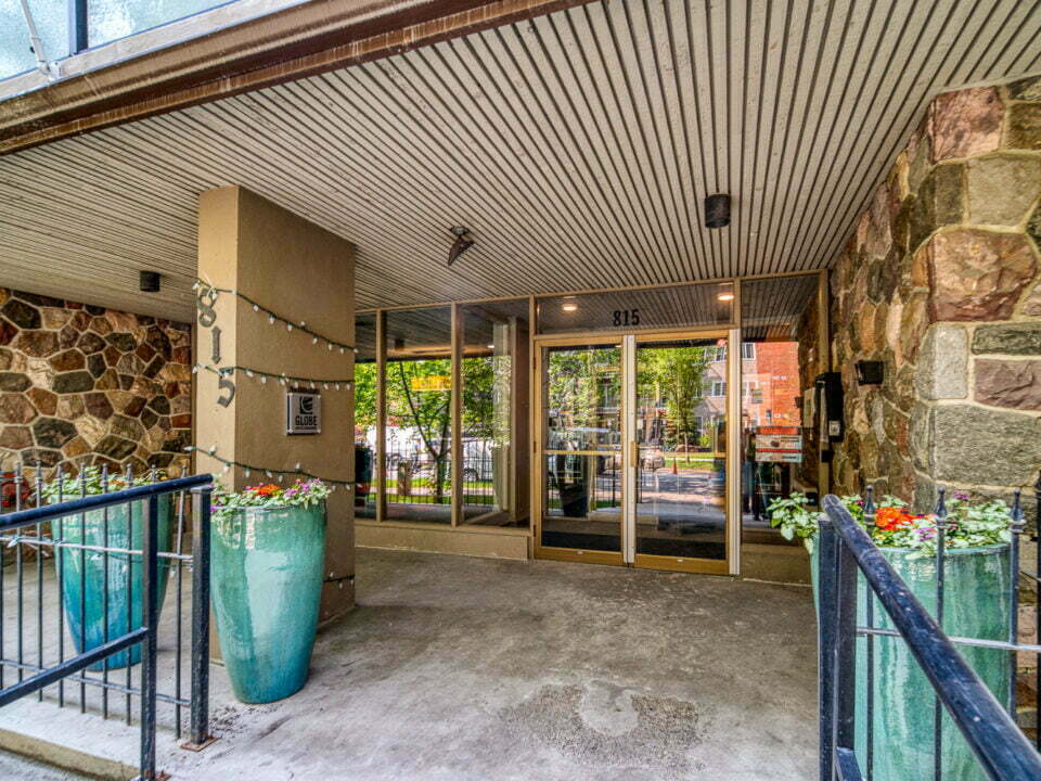 entrance of Granada apartments in Winnipeg